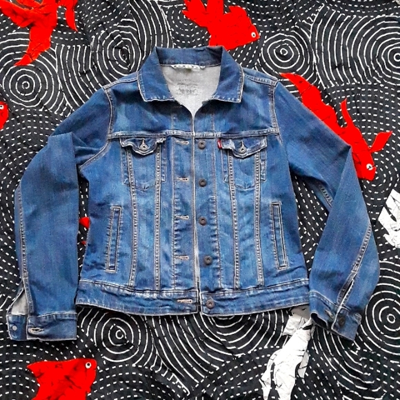Levi's Jackets & Blazers - LEVI'S jean jacket